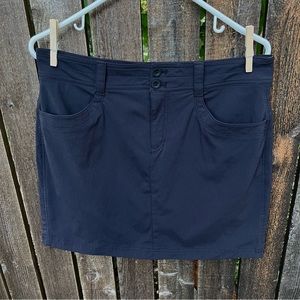 Eddie Bauer Black Skort Sz 6